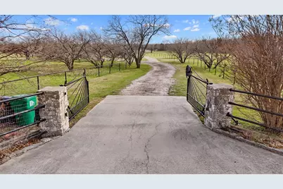 9711 Jim Christal Road, Krum, TX 76249 - Photo 32