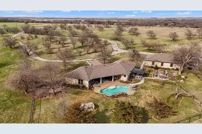 9711 Jim Christal Road, Krum, TX 76249 - Photo 2