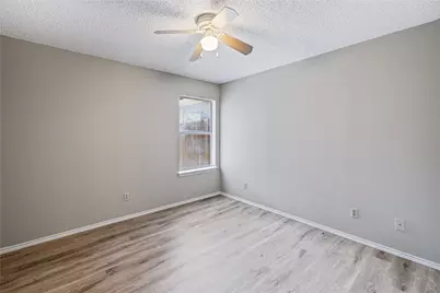 321 Gardenview Street, Denton, TX 76207 - Photo 10