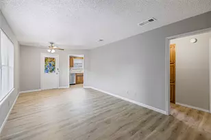 321 Gardenview St, Denton, TX 76207 - Photo 6