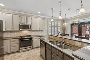 2416 Bonham Tr, Grapevine, TX 76051 - Photo 12