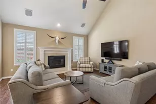 2416 Bonham Tr, Grapevine, TX 76051 - Photo 8