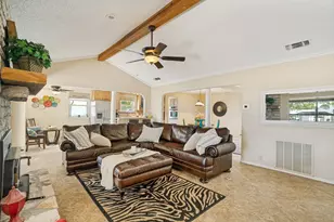 4200 Bar Harbor Ct, Granbury, TX 76049 - Photo 12