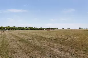 204 Co Rd 1001, Greenville, TX 75401 - Photo 40