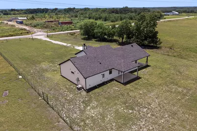 204 County Road 1001, Greenville, TX 75401 - Photo 36
