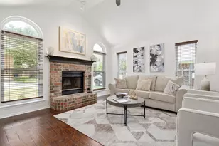 2108 Wentworth Dr, Flower Mound, TX 75028 - Photo 2