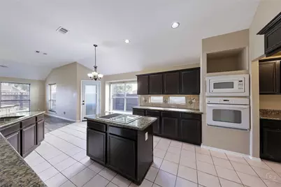 3812 Acacia Trail, The Colony, TX 75056 - Photo 6