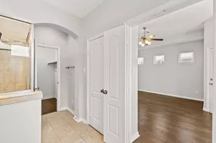2326 Stutz Dr, Dallas, TX 75235 - Photo 14