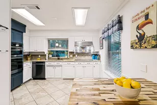 2845 Autumn Dr, Hurst, TX 76054 - Photo 4