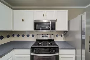 812 Sussex Dr, McKinney, TX 75071 - Photo 8
