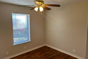 303 S Ballard Ave, Wylie, TX 75098 - Photo 4