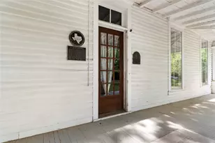 4611 Kelton Dr, Dallas, TX 75209 - Photo 4