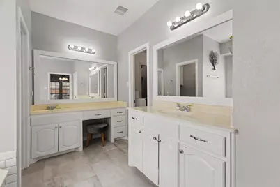 8006 Killarney Lane, Rowlett, TX 75089 - Photo 18