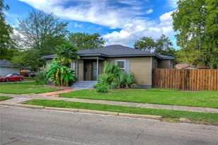 1918 Walworth St, Greenville, TX 75401 - Photo 2