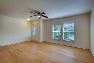 1918 Walworth St, Greenville, TX 75401 - Photo 10