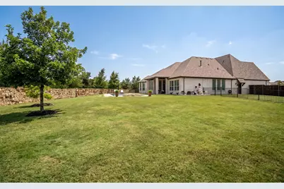10801 Sycamore Falls Drive, Flower Mound, TX 76226 - Photo 34