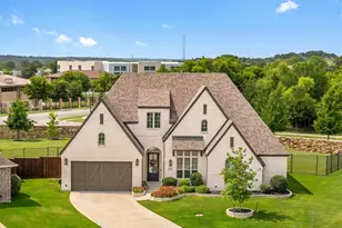 10801 Sycamore Falls Dr, Flower Mound, TX 76226 - Photo 2
