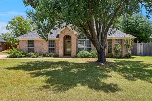 433 Sherwood Ct, Burleson, TX 76028 - Photo 26