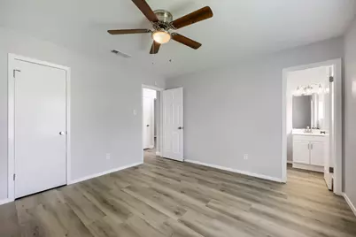 1521 Oakbrook Court, Lancaster, TX 75134 - Photo 18