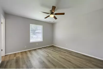 1521 Oakbrook Court, Lancaster, TX 75134 - Photo 24