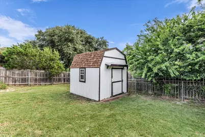 7 Market Loop, Morgans Point Resort, TX 76513 - Photo 22