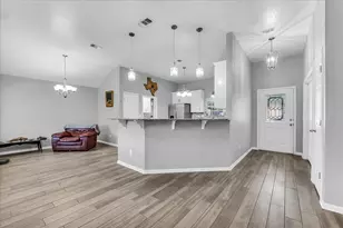 7 Market Loop, Morgans Point Resort, TX 76513 - Photo 8
