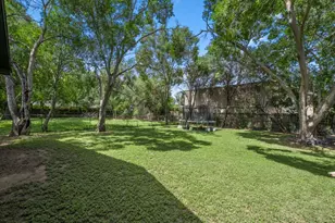 104 S Walnut St, Lacy Lakeview, TX 76705 - Photo 30