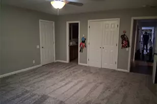 121 Port O Call Ct, Runaway Bay, TX 76426 - Photo 4