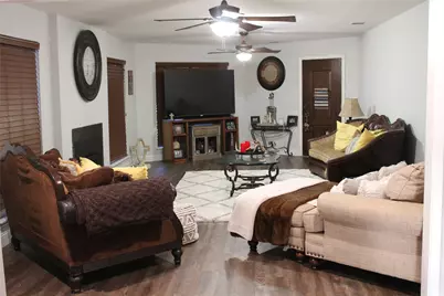 121 Port O Call Court, Runaway Bay, TX 76426 - Photo 24