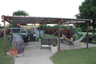 121 Port O Call Court, Runaway Bay, TX 76426 - Photo 18