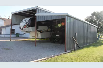 121 Port O Call Court, Runaway Bay, TX 76426 - Photo 10