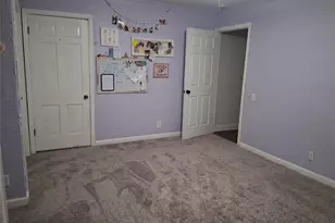 121 Port O Call Ct, Runaway Bay, TX 76426 - Photo 6