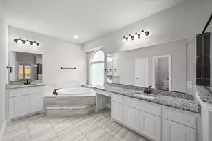 2696 Bonita Dr, Grand Prairie, TX 75054 - Photo 12