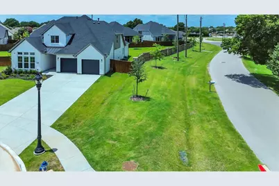 115 Cottonwood Court, Murphy, TX 75094 - Photo 4