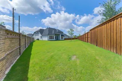 115 Cottonwood Court, Murphy, TX 75094 - Photo 10