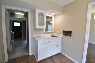 14335 Haymeadow Cir, Dallas, TX 75254 - Photo 12
