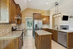 8509 Greenfield Dr, Frisco, TX 75035 - Photo 2