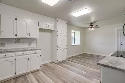 1009 Abbie Lane, Glen Rose, TX 76043 - Photo 8