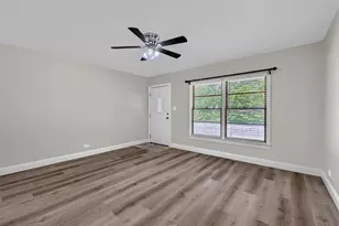 501 S Eddy Ave, Denison, TX 75020 - Photo 6