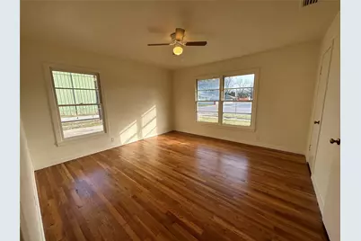 315 W Main Street, Midlothian, TX 76065 - Photo 12