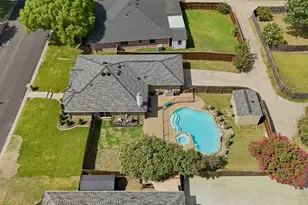 405 Deauville Dr, Fort Worth, TX 76108 - Photo 2