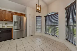 405 Deauville Dr, Fort Worth, TX 76108 - Photo 10
