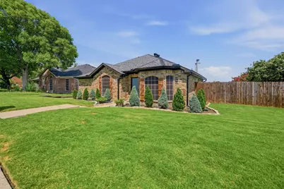 405 Deauville Drive, Fort Worth, TX 76108 - Photo 4