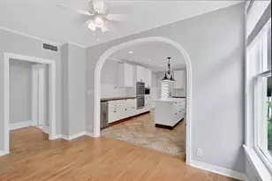 216 N Texas St, Pittsburg, TX 75686 - Photo 2