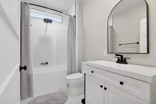 216 N Texas St, Pittsburg, TX 75686 - Photo 26
