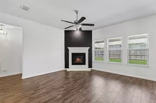9105 Silver Dollar Dr, Fort Worth, TX 76131 - Photo 4