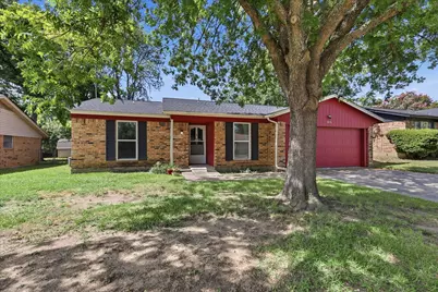 5670 Philadelphia Court, Watauga, TX 76148 - Photo 2