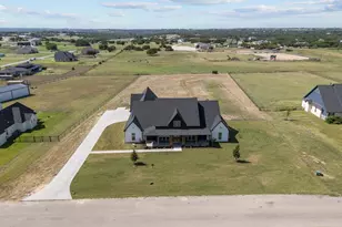 1015 Pilgrim Trl, Weatherford, TX 76088 - Photo 4