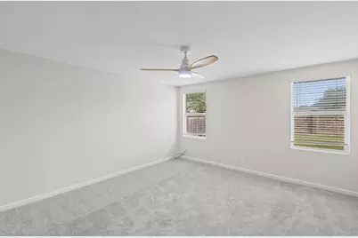 2140 Hacienda Court, Grand Prairie, TX 75052 - Photo 10
