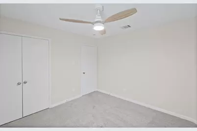 2140 Hacienda Court, Grand Prairie, TX 75052 - Photo 16